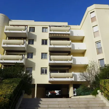 Studio Les Demeures Du Golf By Interhome Biarritz