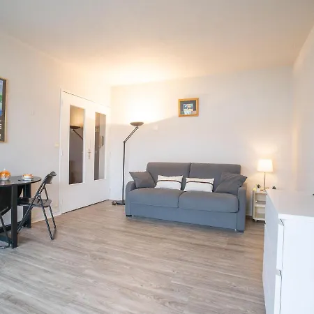 Studio Les Demeures Du Golf By Interhome * Biarritz